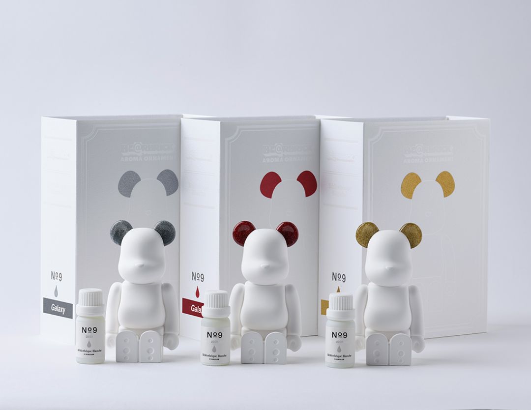 BE@RBRICK AROMA ORNAMENT No.9 Galaxyシルバー