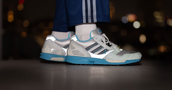 【新品未使用】adidas東京　スニーカー24cm adidas ZX8000 ATMOS G-SNK 9 FTWWHT/CBLACK/GRETWO